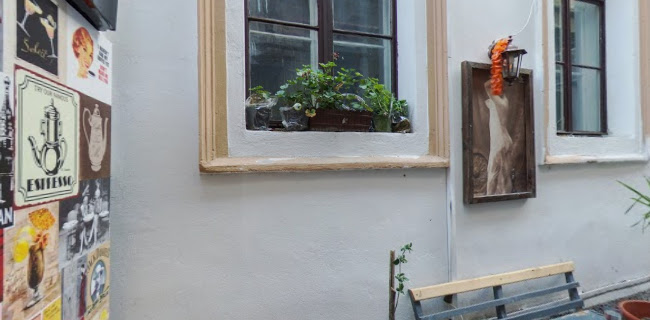 Bibliotheque Pub - Gastronomie și ospitalitate