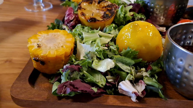 Opinii despre Pește și Vin în Brăila - Gastronomie și ospitalitate