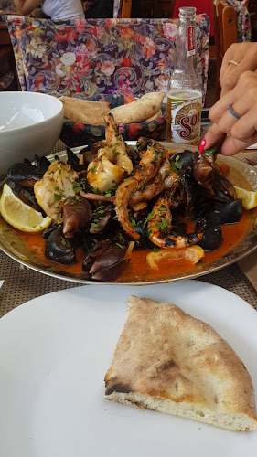 Opinii despre Terasa Andreea în Constanța - Gastronomie și ospitalitate