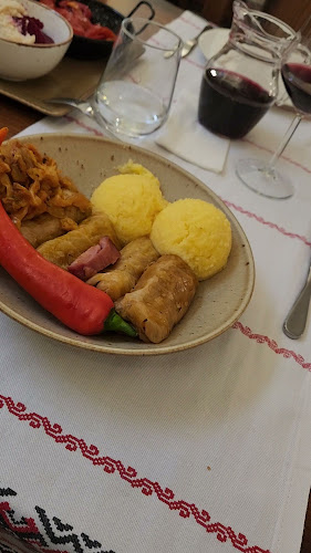 Opinii despre Restaurant Vatra în București - Gastronomie și ospitalitate