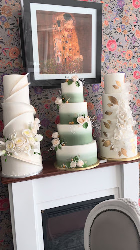 Opinii despre Cofetăria Corina în Alba Iulia - Gastronomie și ospitalitate