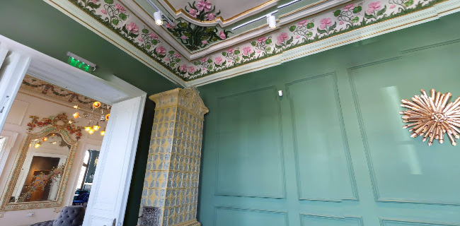 The Manor Restaurant & Lounge