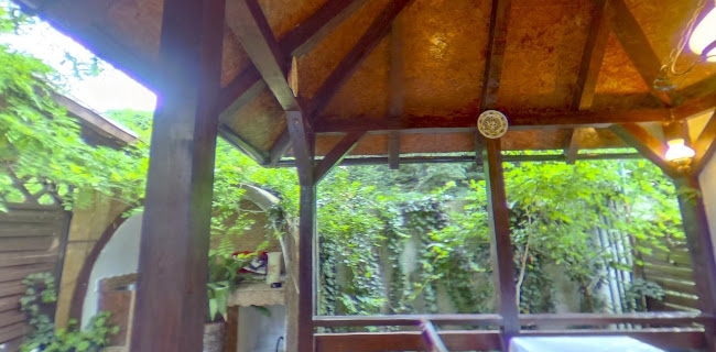 Casuta cu Nuci - Oradea