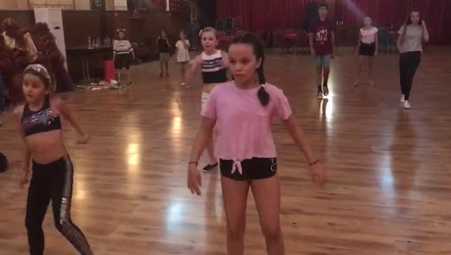 Studio Dance Barna - Gastronomie și ospitalitate