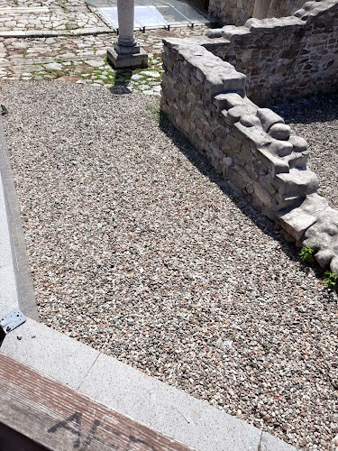 Comentarii opinii despre La Conac