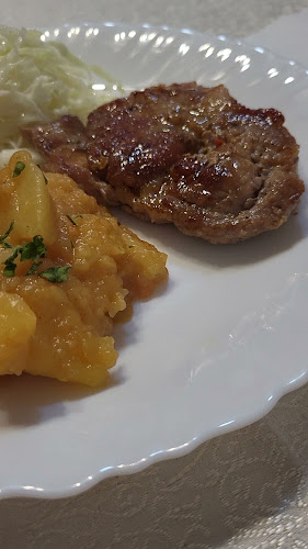 Opinii despre Restaurant "La Vasile" în Beclean - Gastronomie și ospitalitate