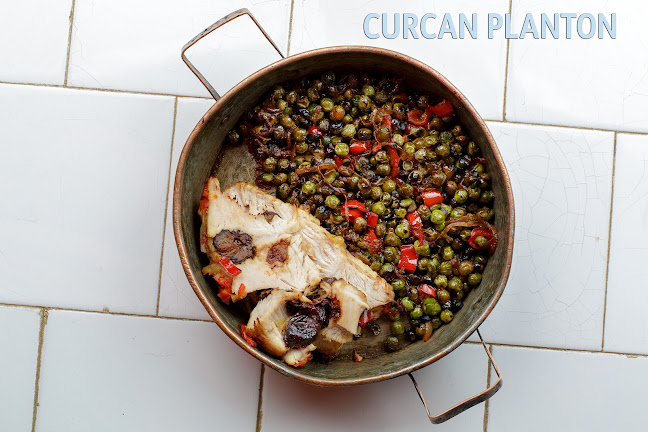 Lacrimi și Sfinți - București