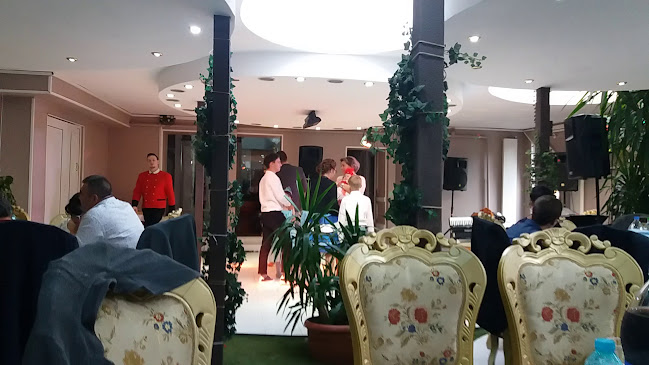 Hotel&Restaurant President 1