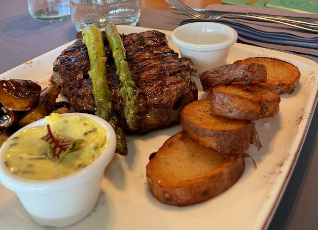 Opinii despre Rivo în Oradea - Gastronomie și ospitalitate