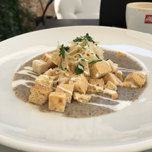 Strada Mihai Viteazul 60, Târgu Mureș 540098