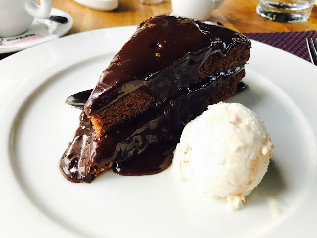 Noir Restaurant - Gastronomie și ospitalitate