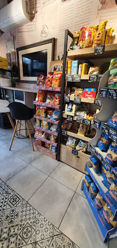 Comentarii opinii despre Brutăria Eldi Pékség - Primărie