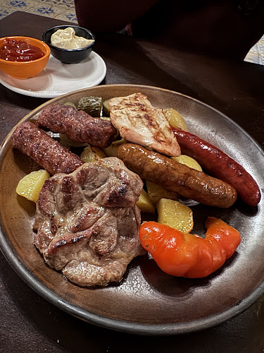 Caru' cu Bere - București