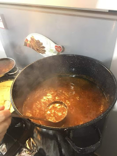 Comentarii opinii despre 3 Ceaune