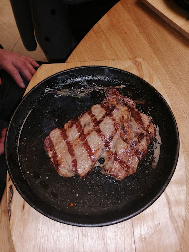 Cocosul de aur - Gastronomie și ospitalitate