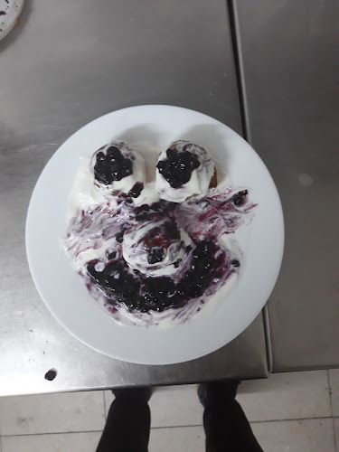 River's Fast & Fresh Food - Gastronomie și ospitalitate