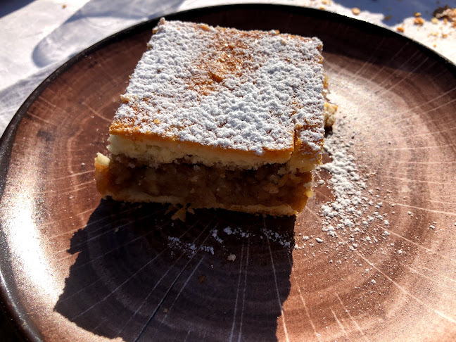 Opinii despre Stâna Turistică Sergiana - Poiana Brasov în Brașov - Gastronomie și ospitalitate