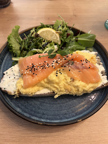 Neața Omlette Bistro - Gastronomie și ospitalitate