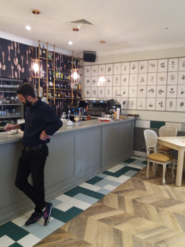 Comentarii opinii despre Perinița