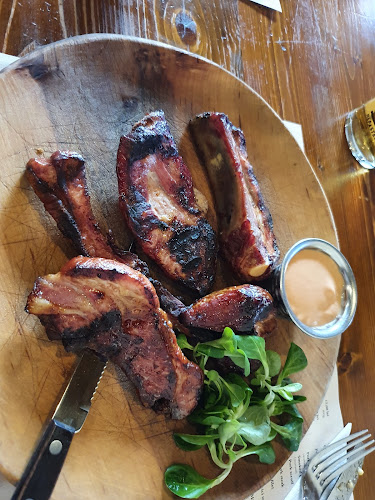 Ceasu' Rău - Gastronomie și ospitalitate