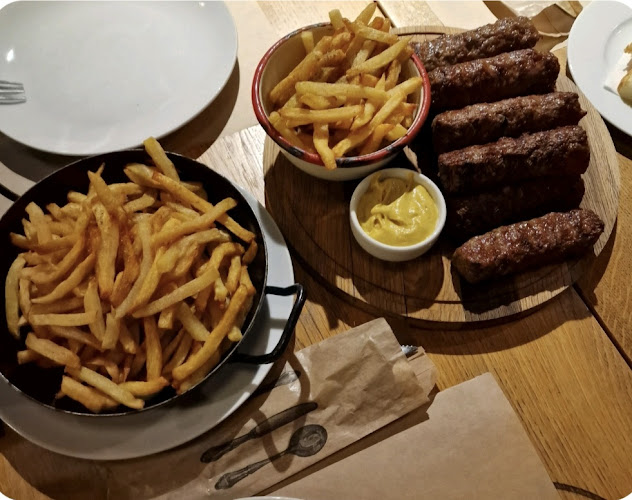 Opinii despre Restaurant Casa cu Bere (Bistrița) în Bistrița - Gastronomie și ospitalitate