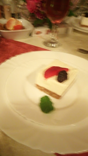 Opinii despre Restaurant Holo' Kitchen în Galați - Gastronomie și ospitalitate