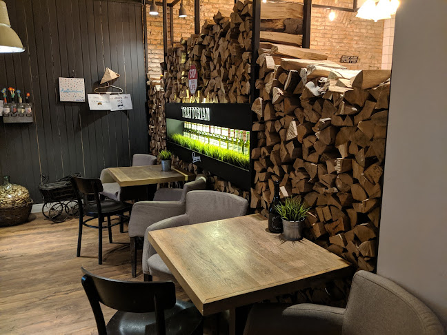 Strada Apollonia Hirscher 12, Brașov 500015