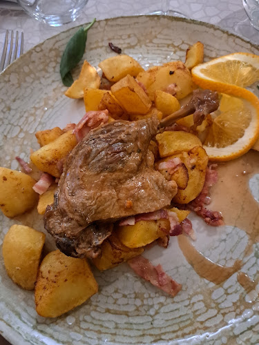 Crinul Alb - Gastronomie și ospitalitate