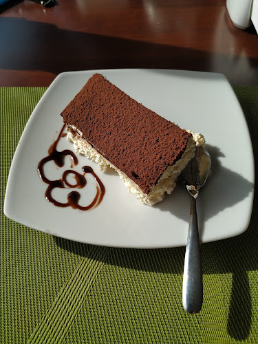 Opinii despre Crinul Alb în Oradea - Gastronomie și ospitalitate