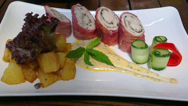 Opinii despre Restaurant Central în Tulcea - Gastronomie și ospitalitate