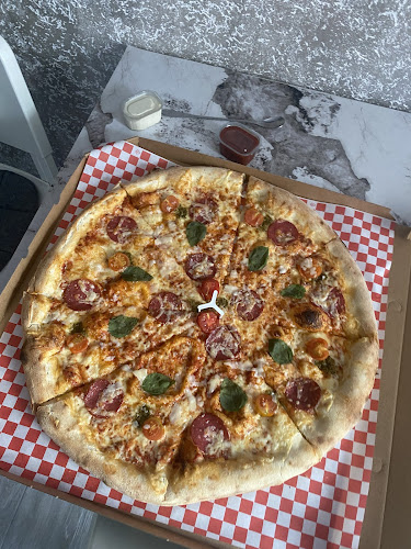 La Rotta Pizza - Hunedoara - Gastronomie și ospitalitate