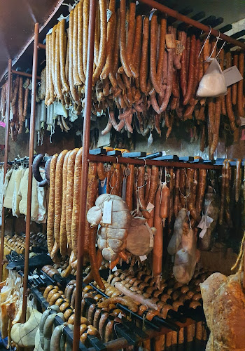 Opinii despre AFUMATORIE TRADITIONALA în Timișoara - Gastronomie și ospitalitate