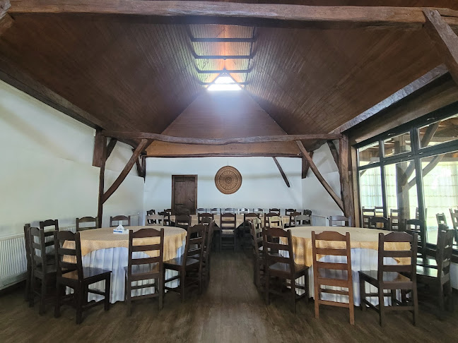 Restaurant Parc ''Șura lui Ilea'' - Curtea de Argeș