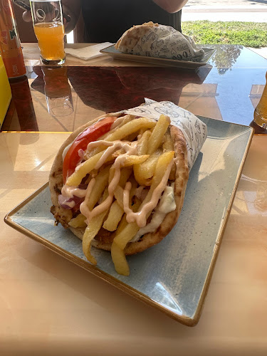 Mica Kalamata Greek Mixt Grill - Curtea de Argeș