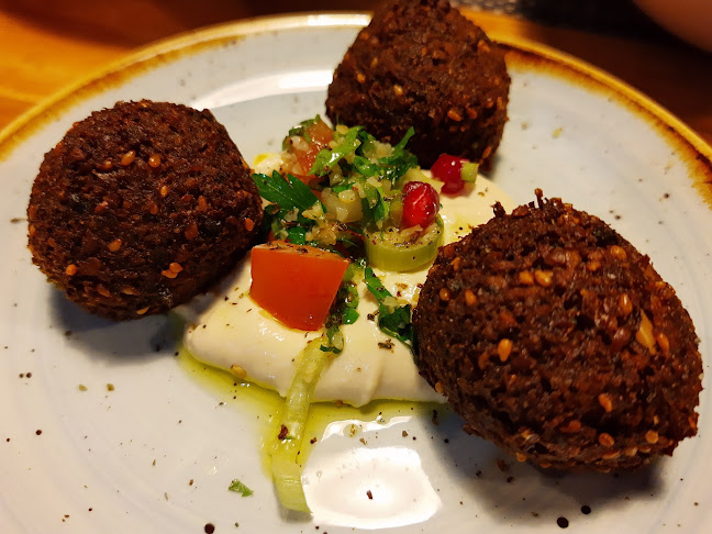 Strada Luterană 2-4, București 010162