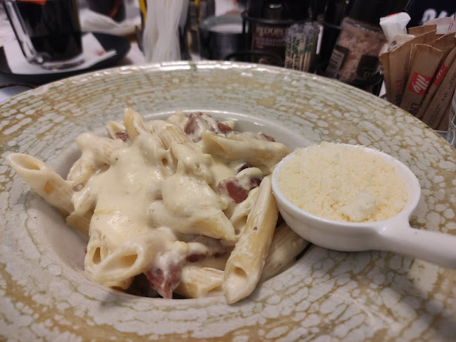 Noi Restaurant - Gastronomie și ospitalitate