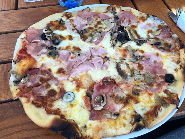 Opinii despre La Gabriel în Novaci - Gastronomie și ospitalitate