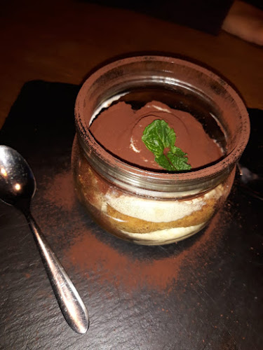 Strada Eugeniu Carada 12, Craiova 200290