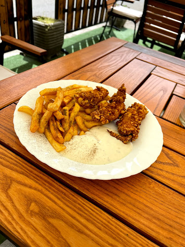 Opinii despre Carmen - Bar & Bistro în Oradea - Gastronomie și ospitalitate