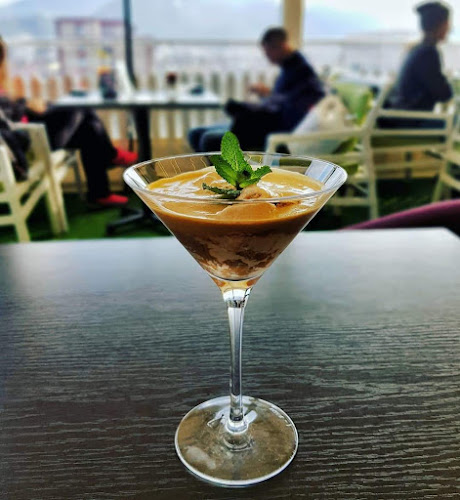 Opinii despre Karma Lounge în Brașov - Gastronomie și ospitalitate