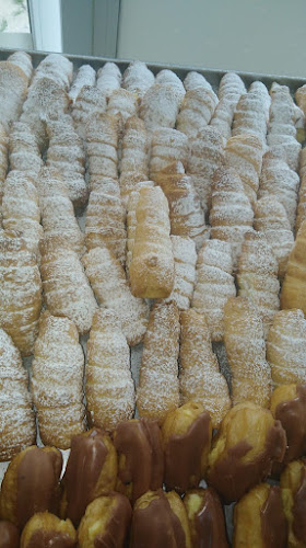 Opinii despre Patiseria Robea în Mioveni - Gastronomie și ospitalitate