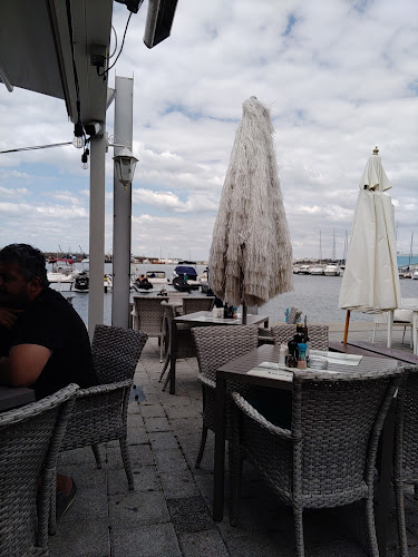 Muse Port - Gastronomie și ospitalitate