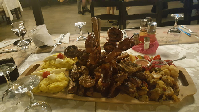 Restaurant Hanul lui Ureche