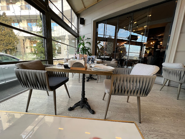 Comentarii opinii despre SOFRA Restaurant