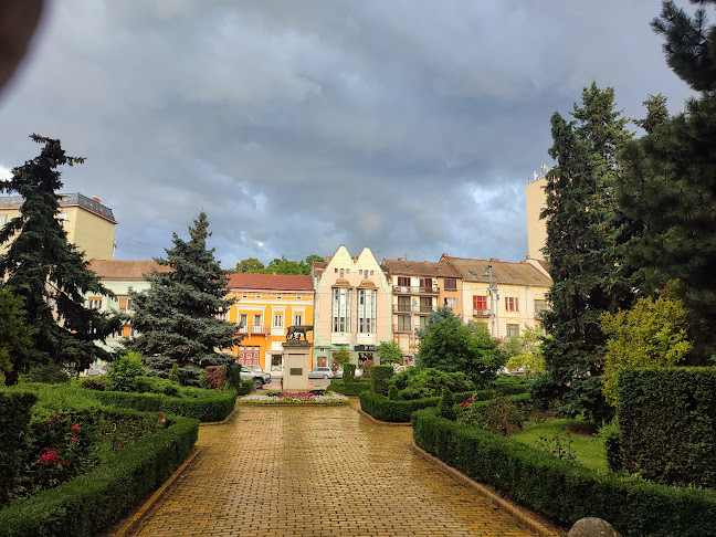 Brutăria Eldi Pékség - Primărie - Gastronomie și ospitalitate