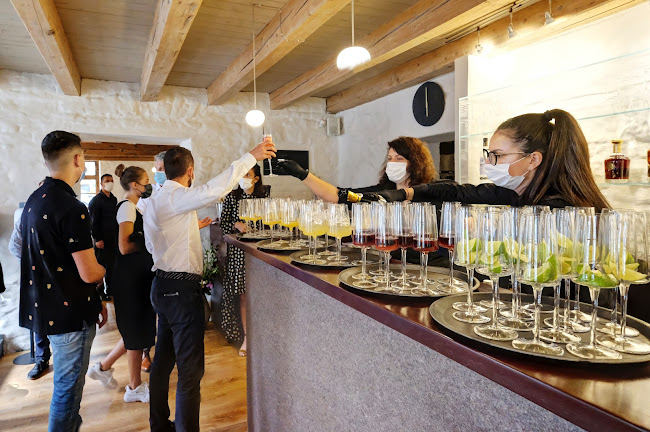 Opinii despre Max în Sibiu - Gastronomie și ospitalitate