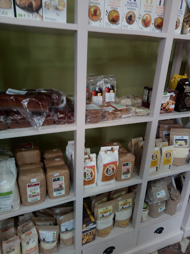 Comentarii opinii despre Cămara Bunicii