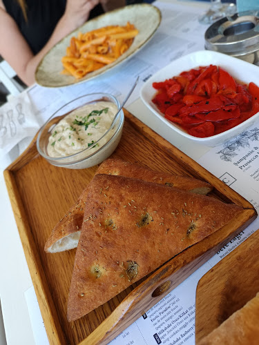 La Conac - Gastronomie și ospitalitate