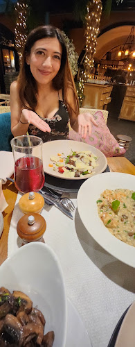 Strada Apollonia Hirscher 5, Brașov 500015