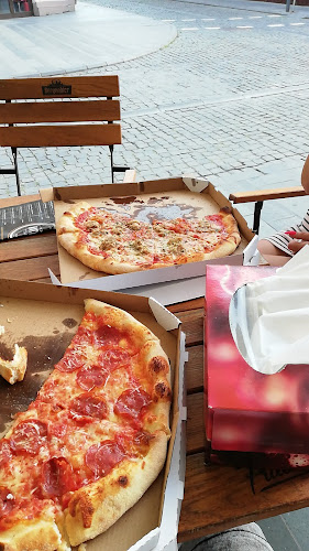 Opinii despre Antica Brutarie în Orăștie - Gastronomie și ospitalitate